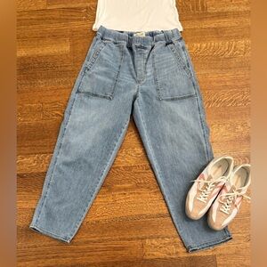 Madewell elastic jeans. Cropped length. Size M